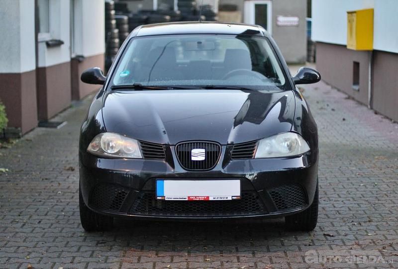 Czarny Używany 2008 Seat Ibiza Hatchback | 8399 zł (Dość drogi) - Obraz 1/4