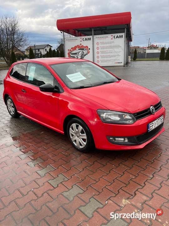 Czerwony Używany 2011 VW Polo Hatchback | 18 900 zł (Dość drogi) - Obraz 1/4