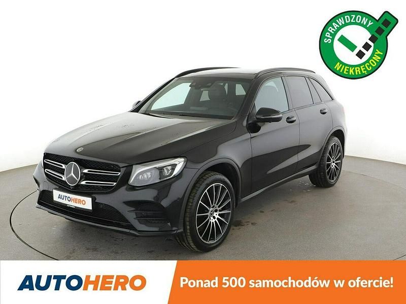 Czarny Używany 2019 Mercedes GLC300 AMG line SUV | 133 200 zł (Uczciwa cena) - Obraz 1/3