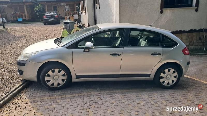 Srebrny Używany 2006 Citroën C4 Hatchback | 4000 zł (Dobra cena) - Obraz 1/4