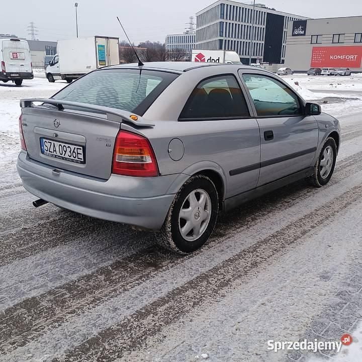 Używany Opel Astra 2002 Inny kolor Coupe