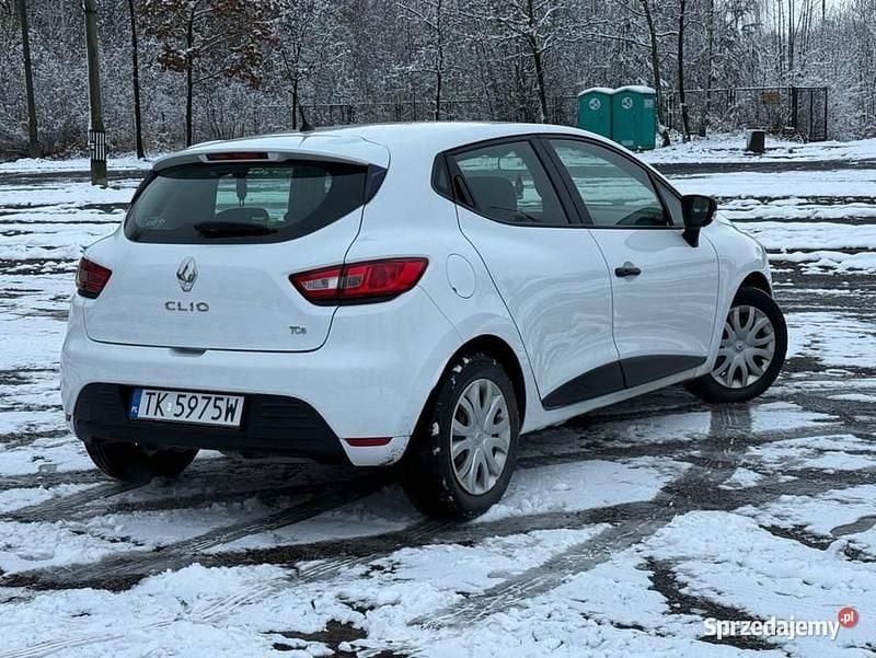 Używany Renault Clio IV 90 KM (66 kW) 2016 Biały Hatchback