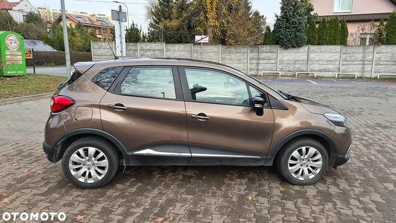 Używany Renault Captur Zen 90 KM (66 kW) 2015 Inny kolor SUV