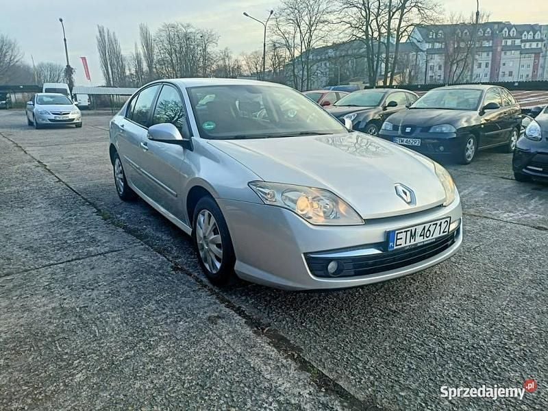 Srebrny (metalik) Używany 2008 Renault Laguna III Sedan/Limuzyna | 15 900 zł (Uczciwa cena) - Obraz 1/4