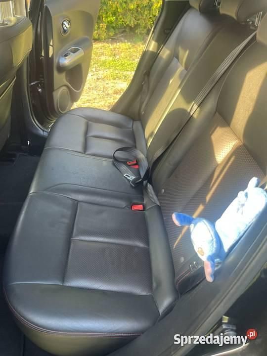 Używany Nissan Juke Tekna 110 KM (80 kW) 2011 Czarny SUV