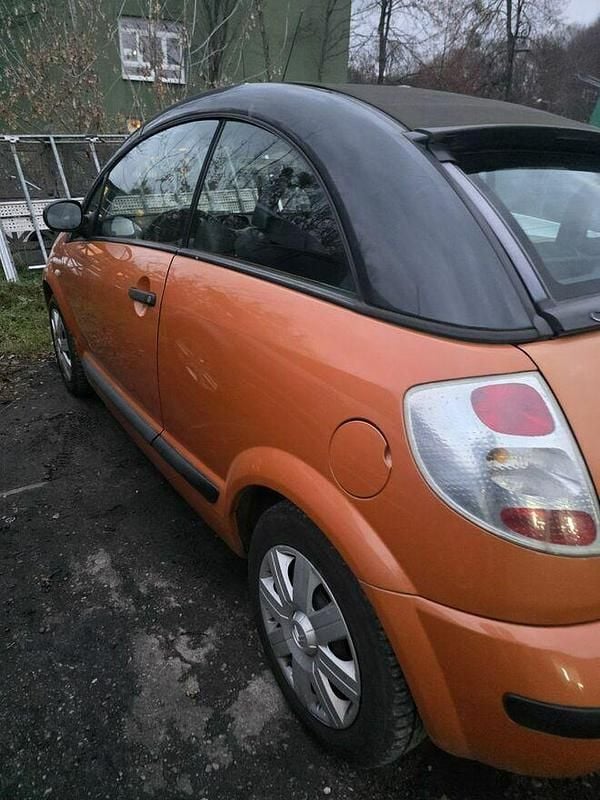 Używany Citroën C3 2004 Inny kolor Kabriolet