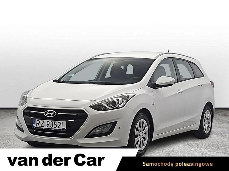 Biały Używany 2015 Hyundai i30 Kombi | 32 900 zł (Uczciwa cena) - Obraz 1/4