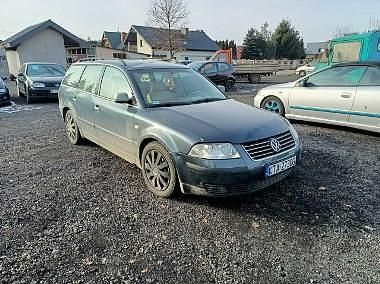 Używany VW Passat 130 KM (95 kW) 2003 Czarny Kombi