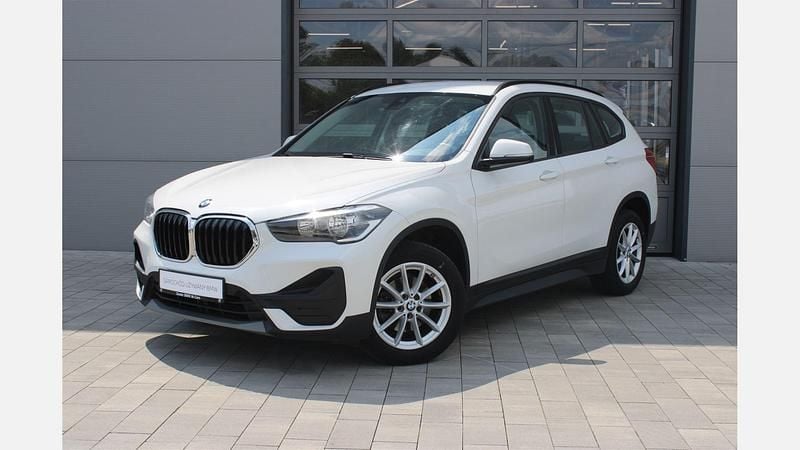 Biel alpejska Używany 2019 BMW X1 Performance SUV | 84 900 zł (Super Cena) - Obraz 1/3