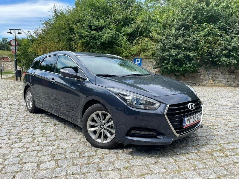 Używany Hyundai i40 141 KM (103 kW) 2016 Inny (metalik) Sedan/Limuzyna