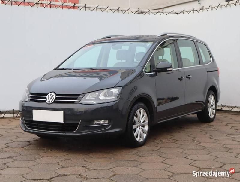 Używany VW Sharan 2018 Szary Minivan