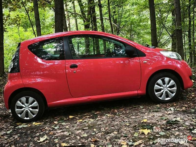 Używany Citroën C1 68 KM (50 kW) 2009 Czerwony Hatchback