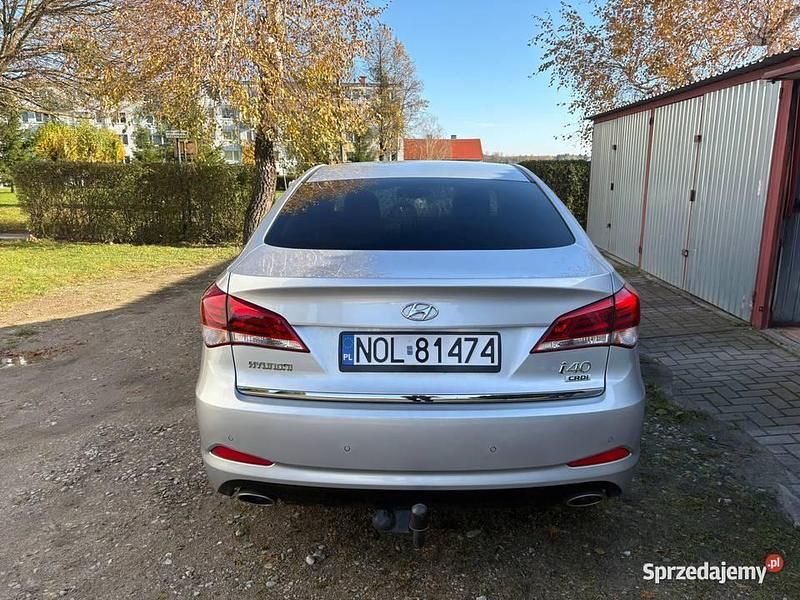 Używany Hyundai i40 2017 Srebrny Sedan/Limuzyna