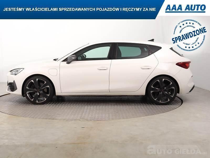 Używany Cupra Leon 204 KM (150 kW) 2021 Biały