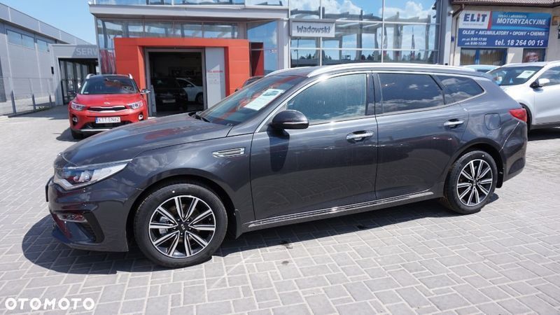 Sprzedany Kia Optima , używany 2017, km 1 160 w Nowy Targ