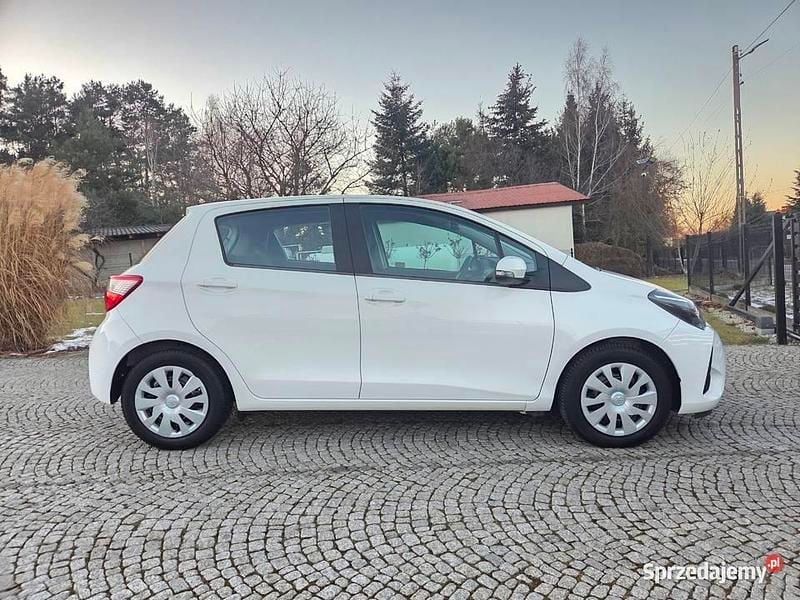 Używany Toyota Yaris 2020 Biały Hatchback