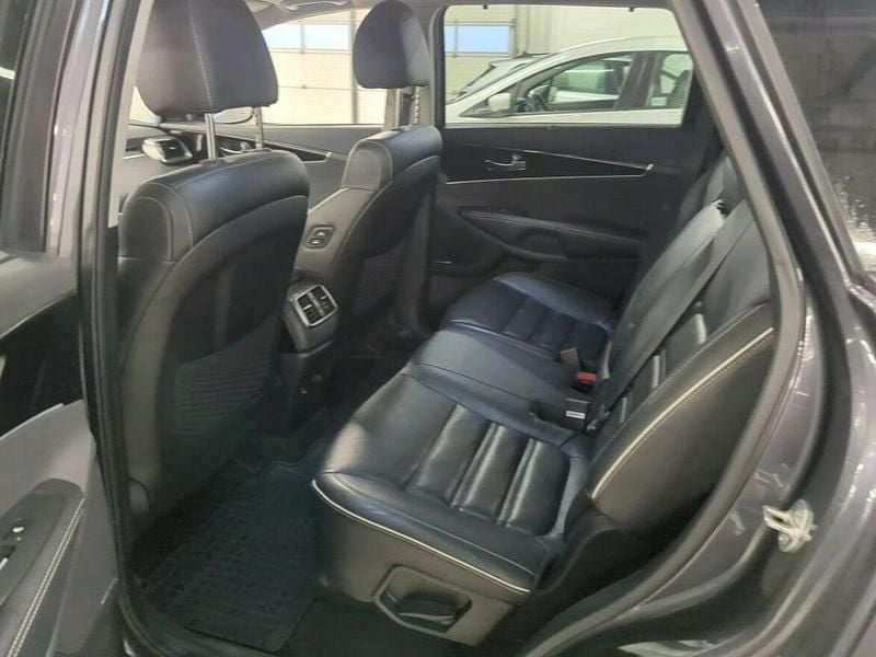 Używany Kia Sorento GT-Line 200 KM (147 kW) 2019 Czarny (metalik) SUV