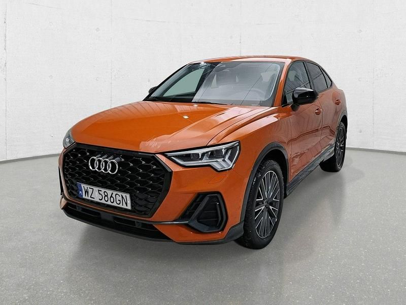 Używany Audi Q3 Sportback 150 KM (110 kW) 2023 Pomarańczowy SUV