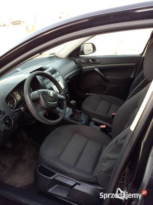 Używany Skoda Octavia 2010 Czarny Hatchback