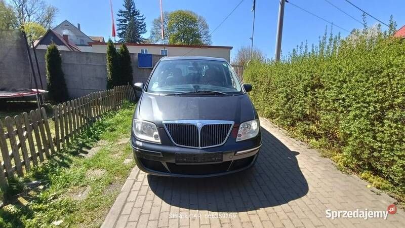Używany 2008 Lancia Phedra Minivan | 8500 zł - Obraz 1/4