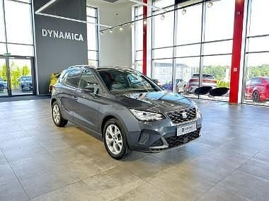 Szary Używany 2022 Seat Arona FR SUV | 75 900 zł (Uczciwa cena) - Obraz 1/3