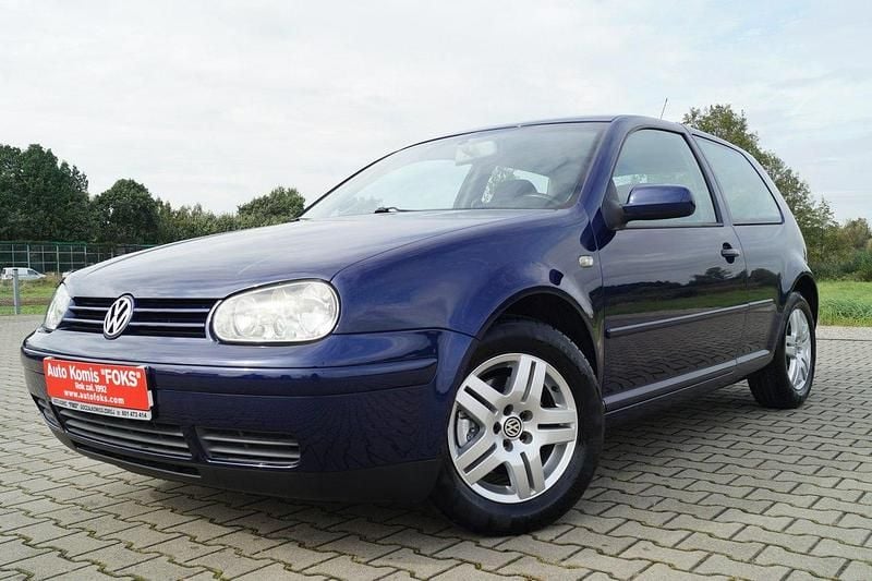 Niebieski ciemny (metalik) Używany 2001 VW Golf IV Hatchback | 15 900 zł - Obraz 1/4