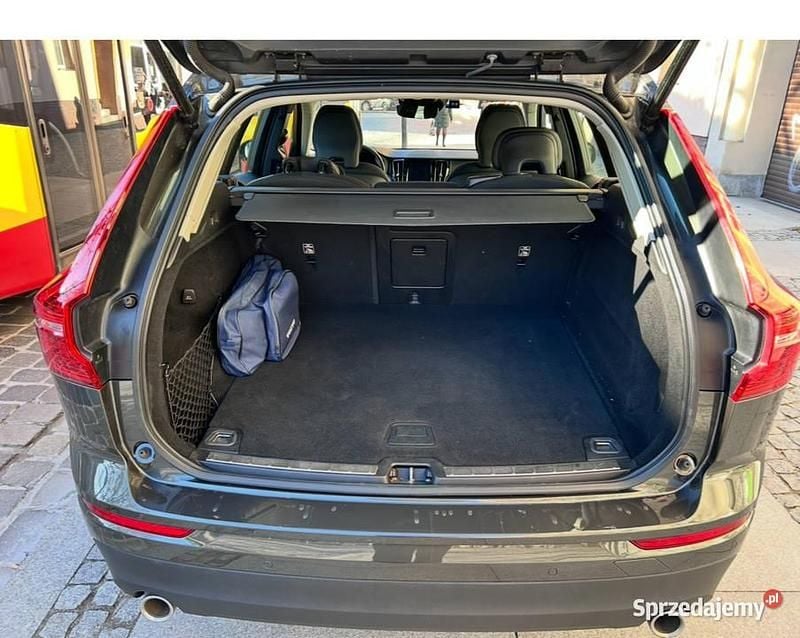 Używany Volvo XC60 2019 Brązowy SUV