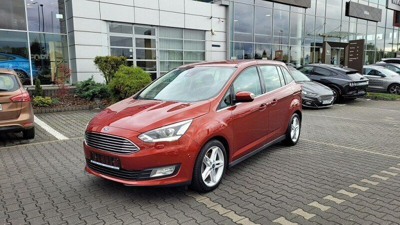 Używany Ford Grand C-Max Titanium 150 KM (110 kW) 2018 Bordowy Minivan