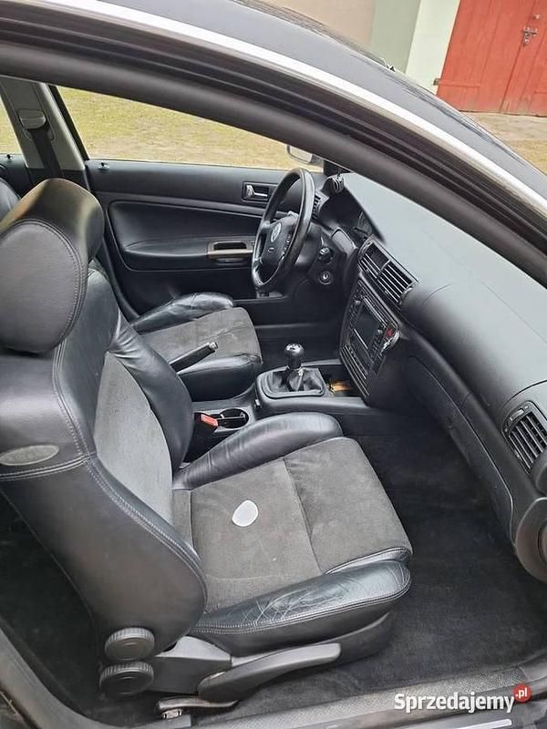 Używany 2003 VW Passat | 5000 zł - Obraz 1/4