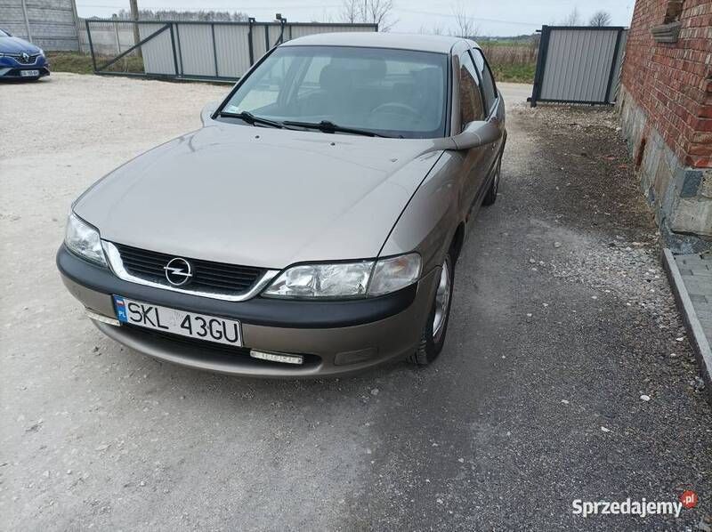 Złoty Używany 1997 Opel Vectra Sedan/Limuzyna | 5500 zł - Obraz 1/4