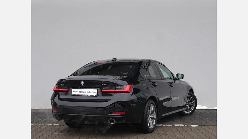 Używany BMW 320 Shadowline 184 KM (135 kW) 2022 Czarny Sedan/Limuzyna