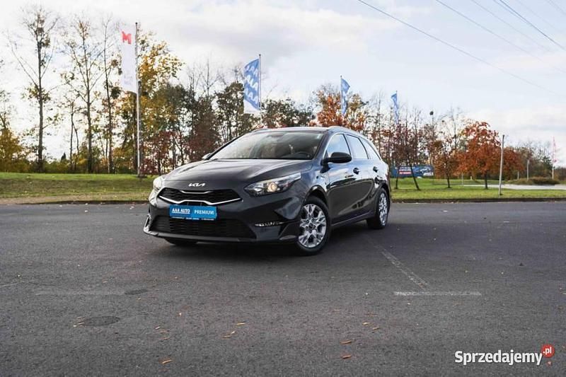 Szary Używany 2023 Kia Ceed Hatchback | 78 999 zł (Uczciwa cena) - Obraz 1/4