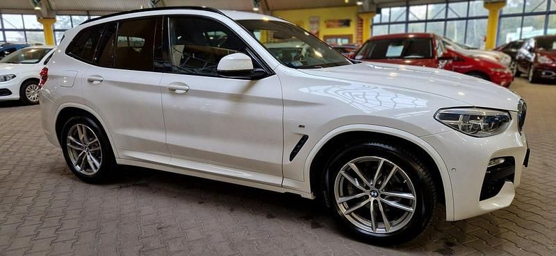 Biały Używany 2018 BMW X3 SUV | 99 900 zł (Uczciwa cena) - Obraz 1/2