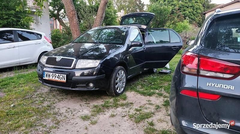 Czarny Używany 2005 Skoda Fabia Sport Hatchback | 2100 zł (Uczciwa cena) - Obraz 1/4