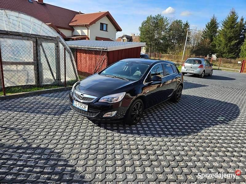 Używany Opel Astra Cosmo 2010
