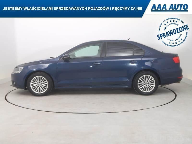 Używany VW Jetta 2012 Błękitny Sedan/Limuzyna
