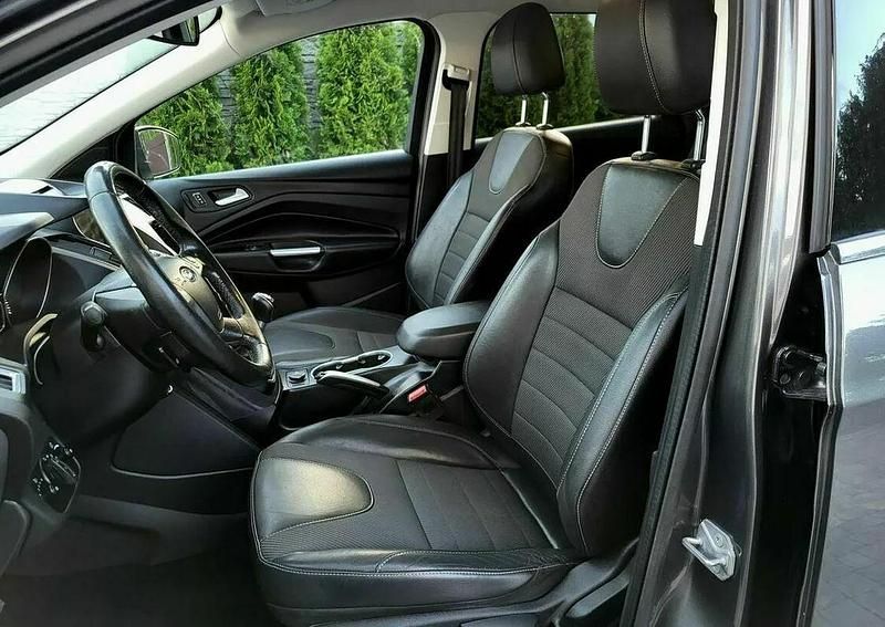 Inny kolor Używany 2016 Ford Kuga Titanium SUV | 43 500 zł (Dobra cena) - Obraz 1/4