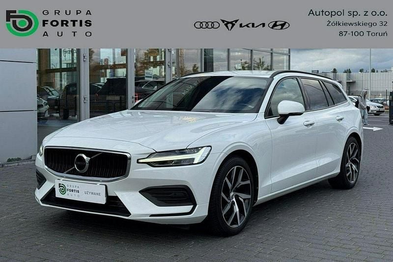 Biały Używany 2020 Volvo V60 Kombi | 97 900 zł (Uczciwa cena) - Obraz 1/4