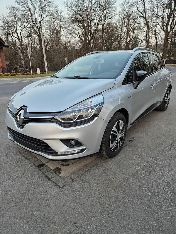 Szary Używany 2017 Renault Clio GrandTour LIMITED Kombi | 27 000 zł - Obraz 1/4