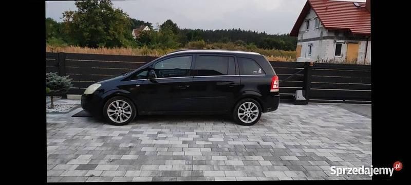 Używany 2009 Opel Zafira Minivan | 12 500 zł (Dość drogi) - Obraz 1/1