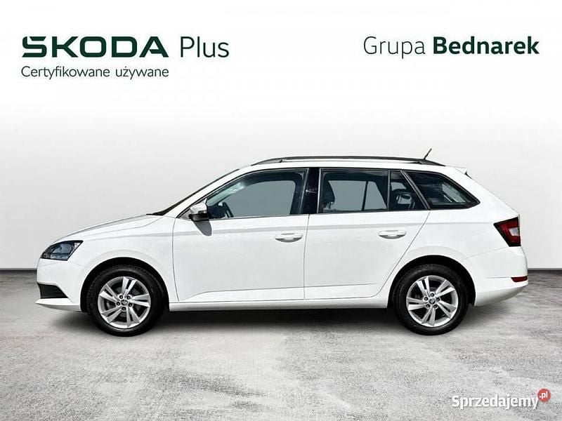 Biały Używany 2021 Skoda Fabia Kombi | 47 900 zł (Dość drogi) - Obraz 1/4