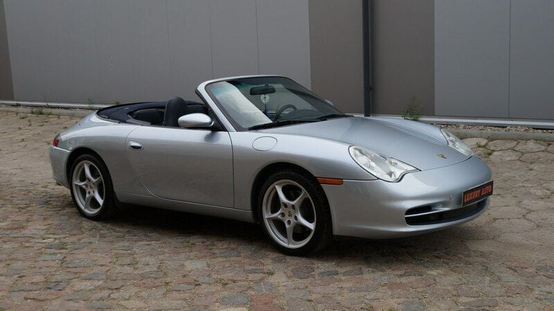 Używany Porsche 911 320 KM (235 kW) 2003 Srebrny (metalik) Kabriolet