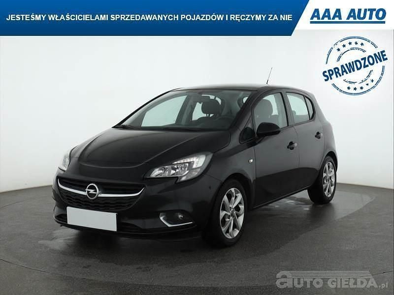 Używany Opel Corsa 2015 Czarny Hatchback