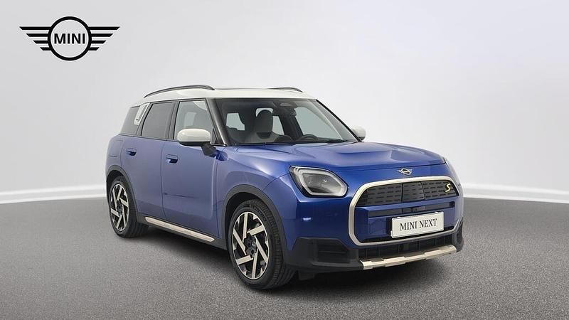 Używany Mini Countryman 225 kW (306 KM) 2024 Blazing blue metalizowany SUV
