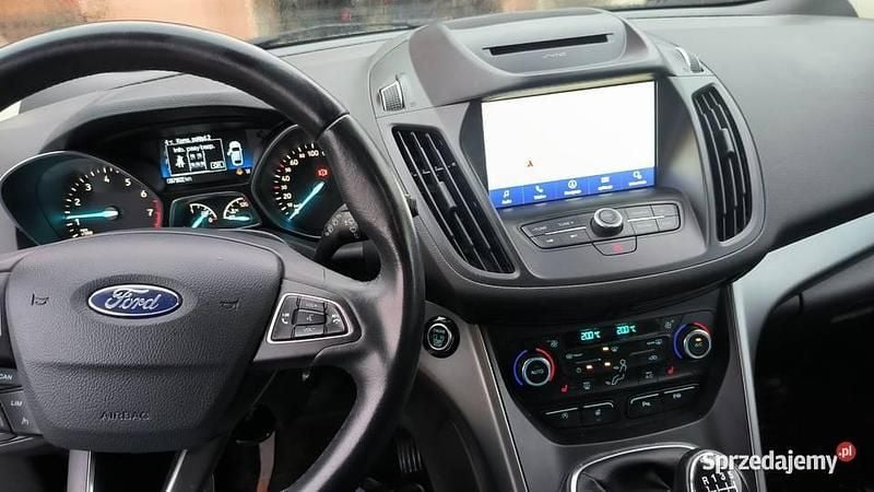 Używany Ford Kuga 150 KM (110 kW) 2019 Szary SUV