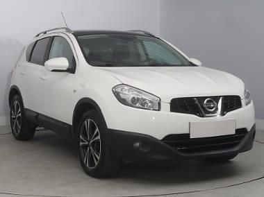 Biały Używany 2010 Nissan Qashqai SUV | 31 499 zł (Uczciwa cena) - Obraz 1/4