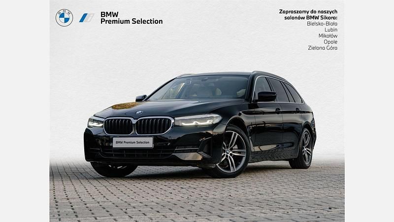 Używany BMW 520 190 KM (139 kW) 2021 Czarny Kombi