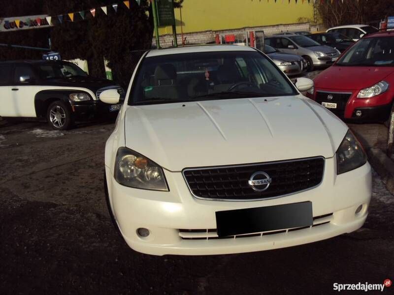Biały Używany 2005 Nissan Altima Sedan/Limuzyna | 12 700 zł - Obraz 1/4