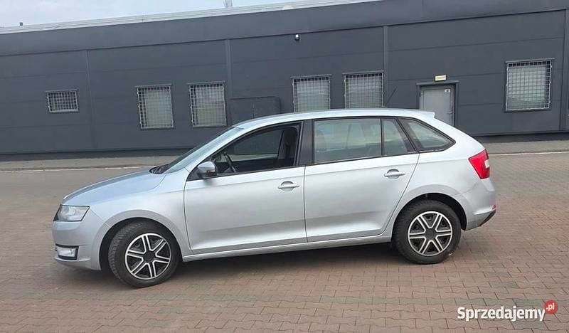 Używany Skoda Rapid 2016 Srebrny Hatchback
