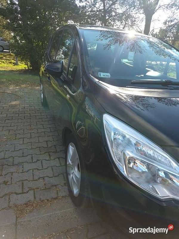 Używany Opel Meriva 2011 Granatowy Minivan